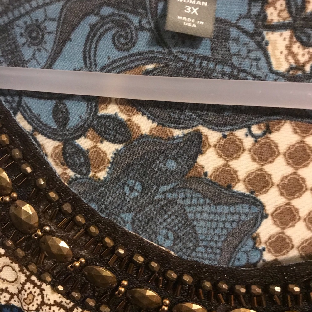 Top - Picture 3 of 4